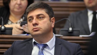 სააკაშვილი ბიუჯეტიდან იხდიდა თავისი შვილის სწავლის ფულს
