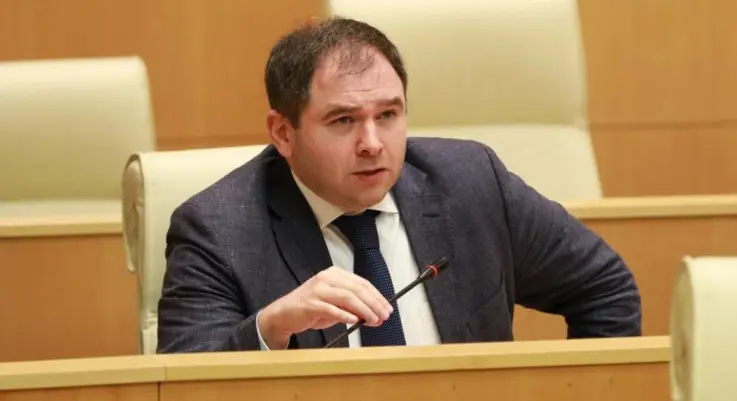 [რეზოლუციის] პირველი ორი წინადადება ეწინააღმდეგება ეუთო/ოდირის ანგარიშის მიგნებებს
